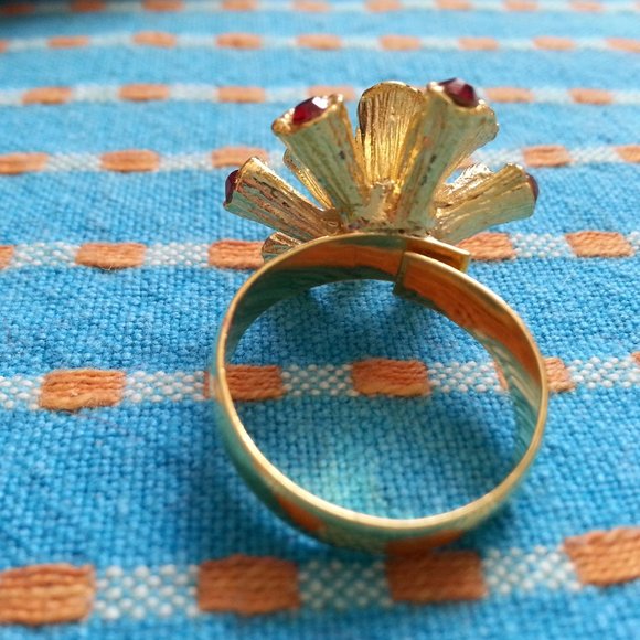 Vintage alien tubes & rhinestones adjustable ring - Picture 3 of 6